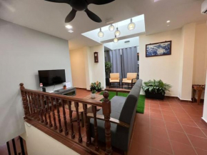 New! 1min to JonkerStreet Melaka loft 4BR 11 PAX